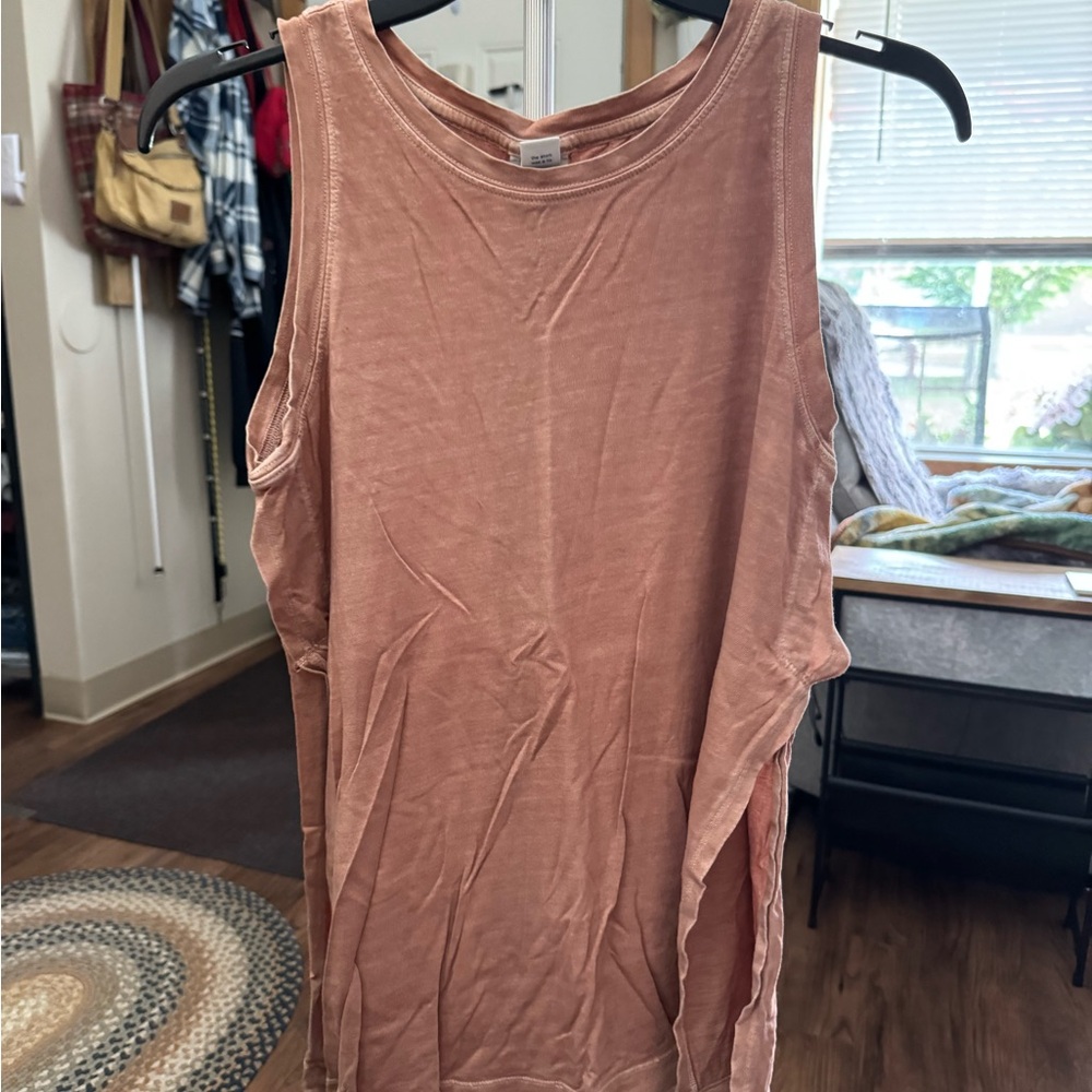Old Navy Peach Tank Top
